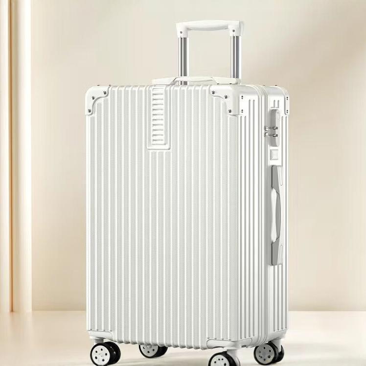 Unisex Durable Expandable Hard-Shell Luggage Stornfield