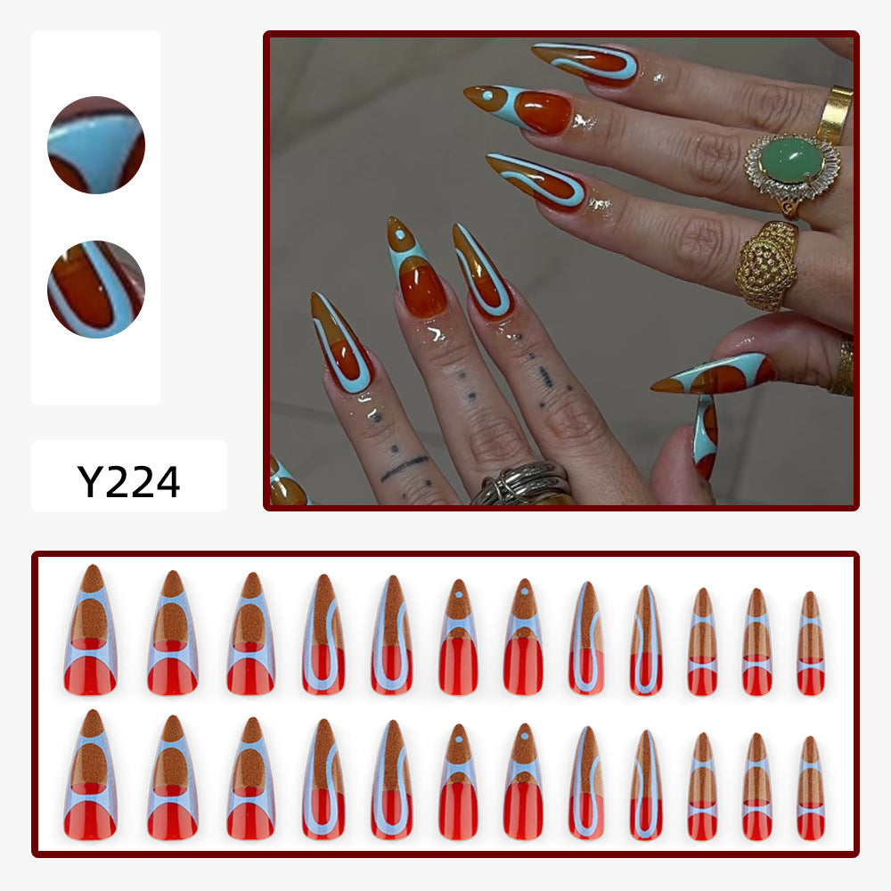 Artificial Nails in Modern, Geometric Design Stornfield