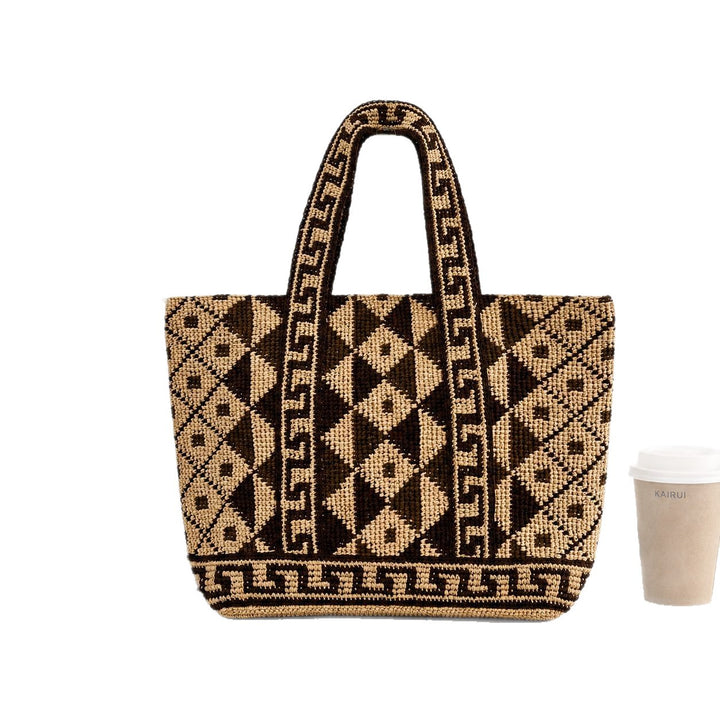 Fashionable and Practical Wicker Bag Stornfield