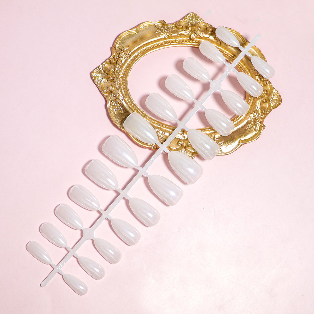 Customizable Press-On Nail Tips Stornfield