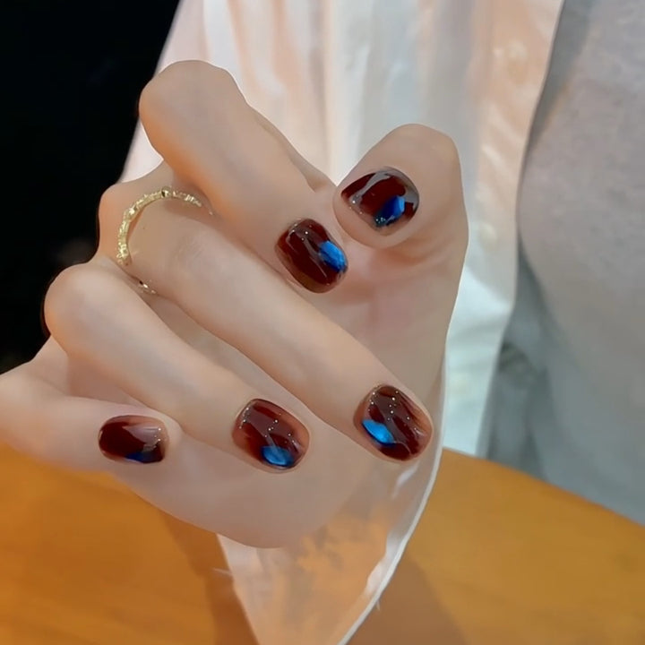 Artificial Nails in Modern Gradient Colors Stornfield