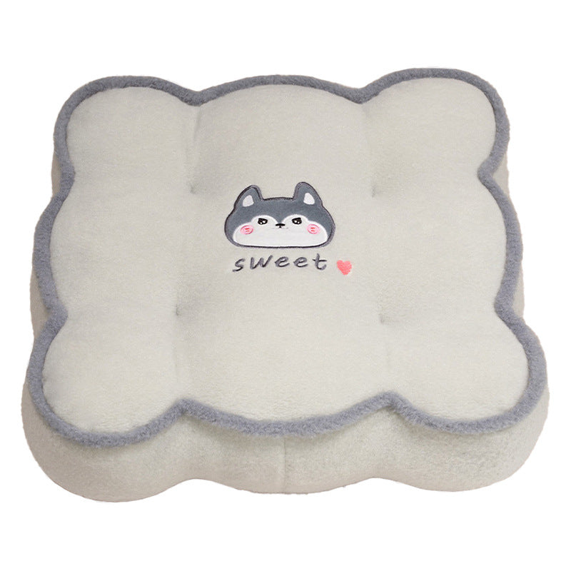 Plush pillow with animal-friendly design Stornfield