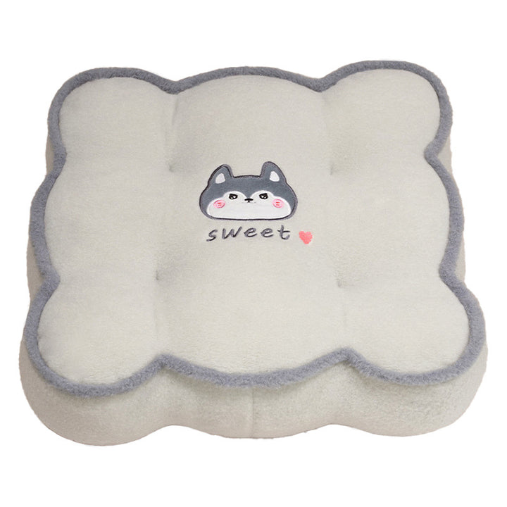 Plush pillow with animal-friendly design Stornfield