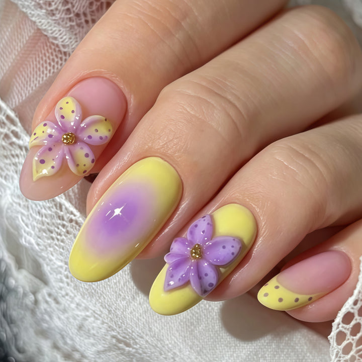 Art nails with floral 3D design Stornfield