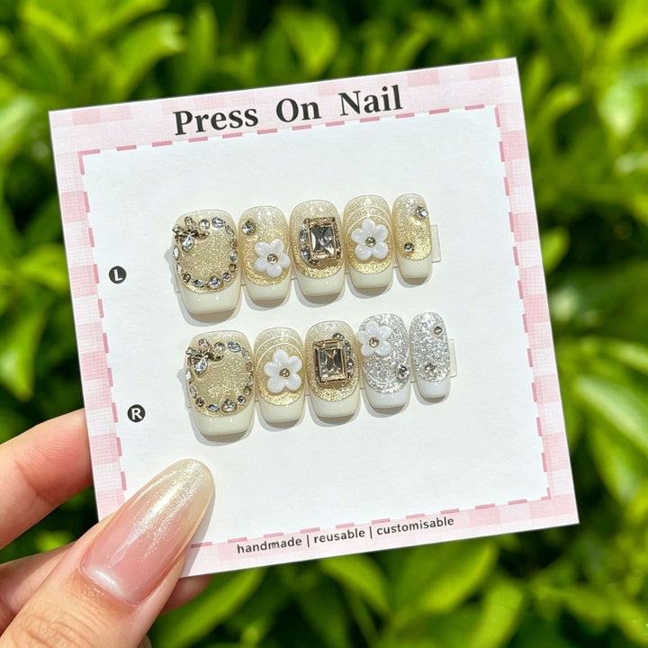 Decorative Press-On Nail Art Set with Floral Design and Gem Accents