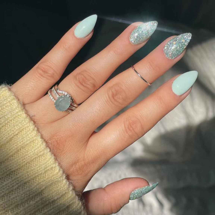 Glittering Stiletto Press-On Nails Stornfield