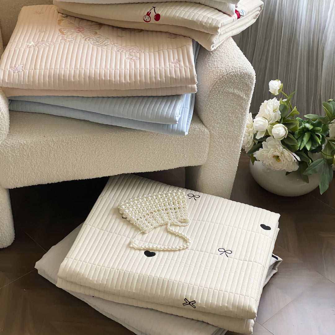 Quilted Lightweight Bedspread Set with Subtle Channel Stitching & Embroidered Mini Motifs