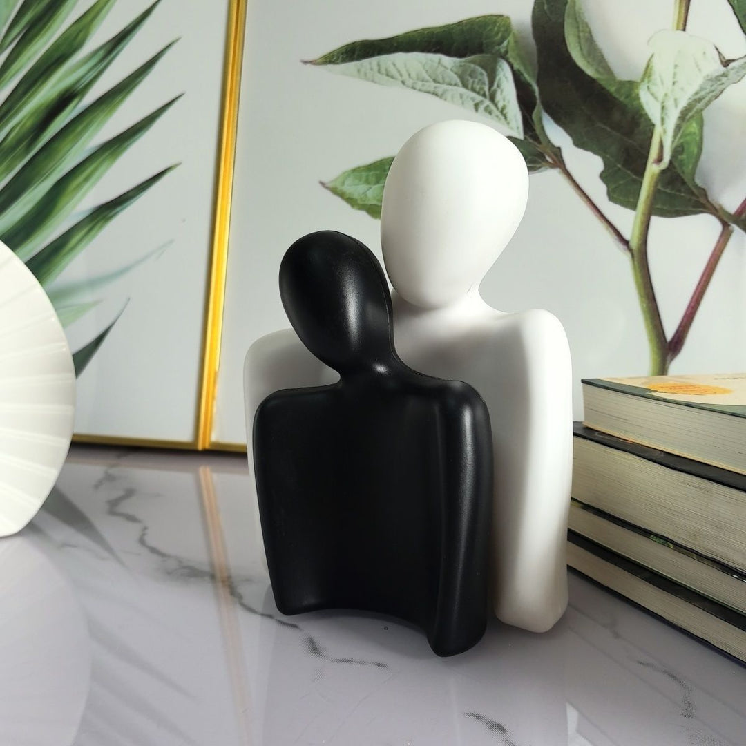 Artistic Dual Figure Decoration Stornfeild