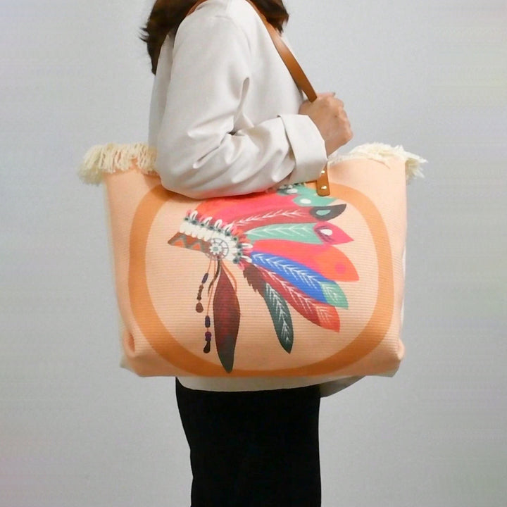 Beach bag with Unique Feather Design Stornfield