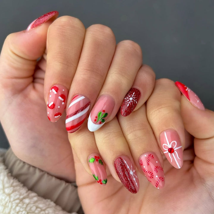 Art nail set with festive candy cane and Christmas motifs Stornfield