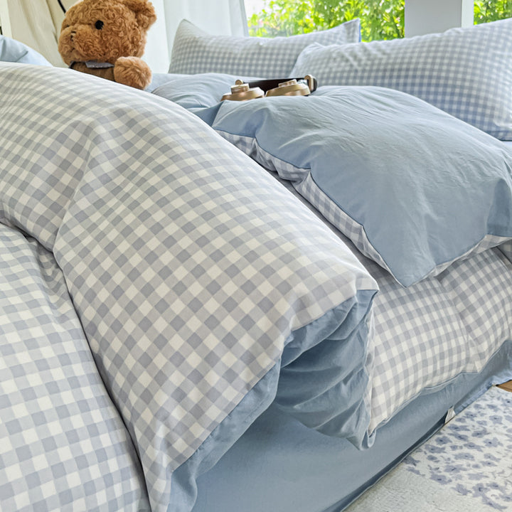Cozy Checkered Duvet Cover Set