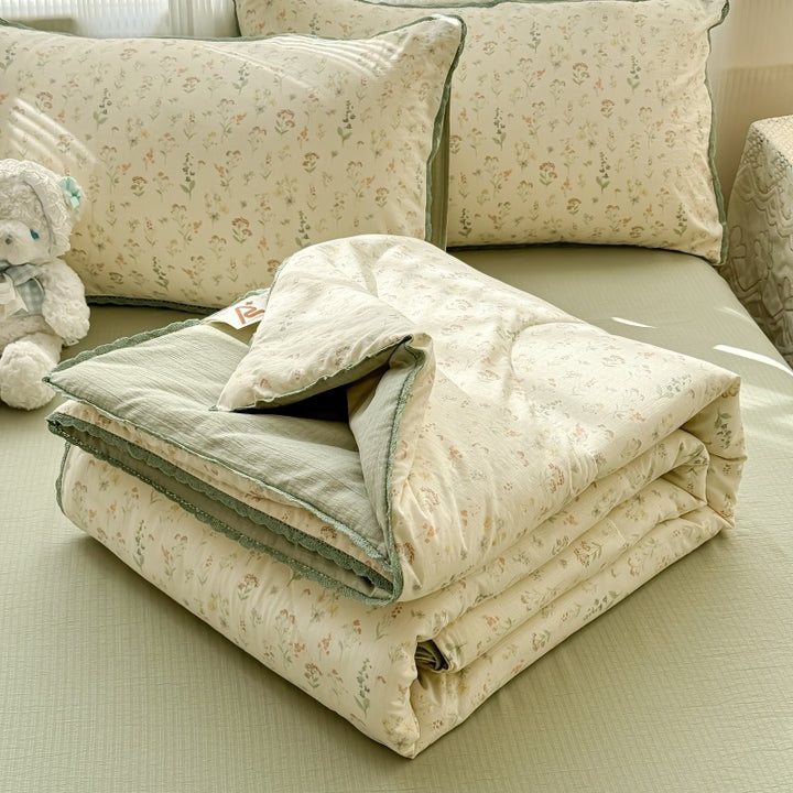 Floral Patterned Quilted Bedspread