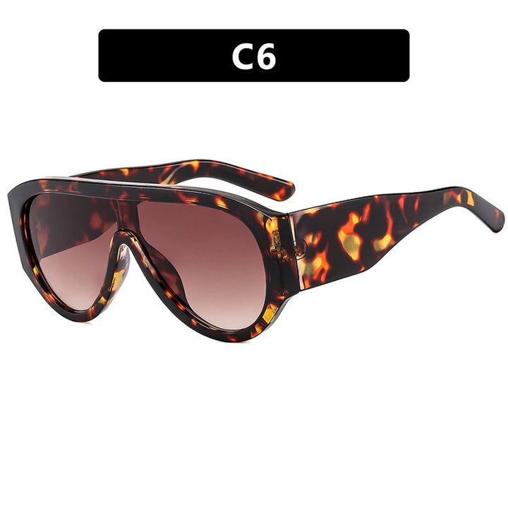Women's fashionable privacy sunglasses with wide glamorous frame and UV protection Stornfield