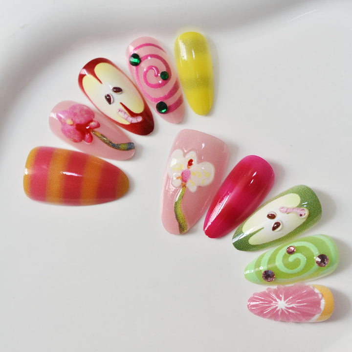 Creative Floral Nail Art Set Stornfield