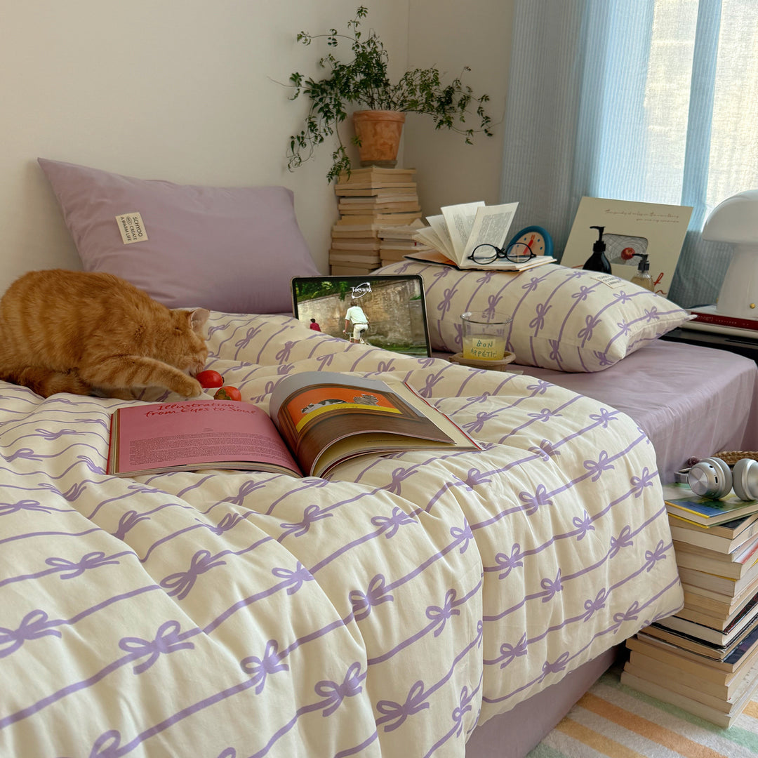 Artistic Patterned Duvet Cover Set