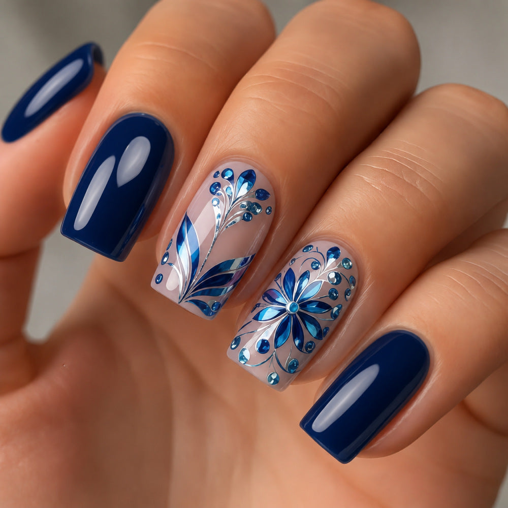 Artificial nails with floral details Stornfield