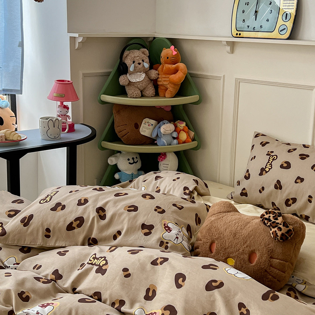 Playful Cartoon-Themed Bedspread Set