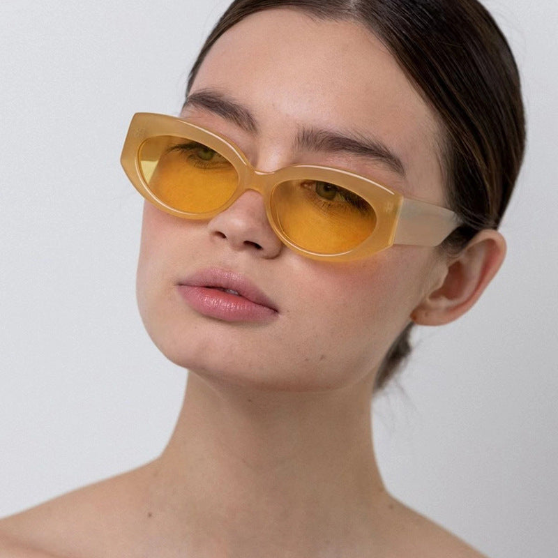 Women Cat-Eye Sunglasses in stylish plastic design Stornfield