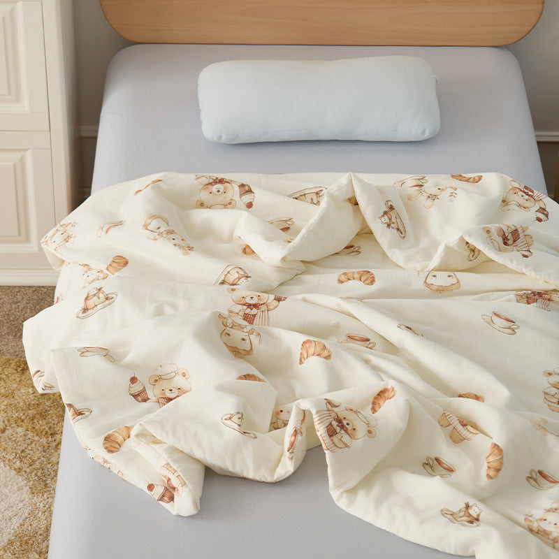 Double-layer muslin baby blanket with cute strawberry and bear motif