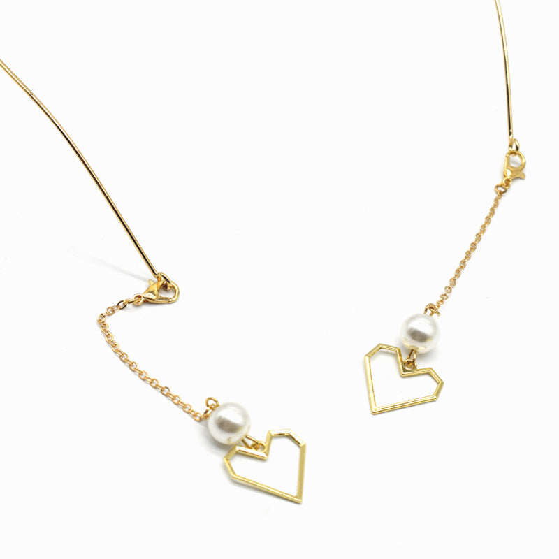 Heart-Shaped Geometric Elegance Eyewear Chain Stornfield