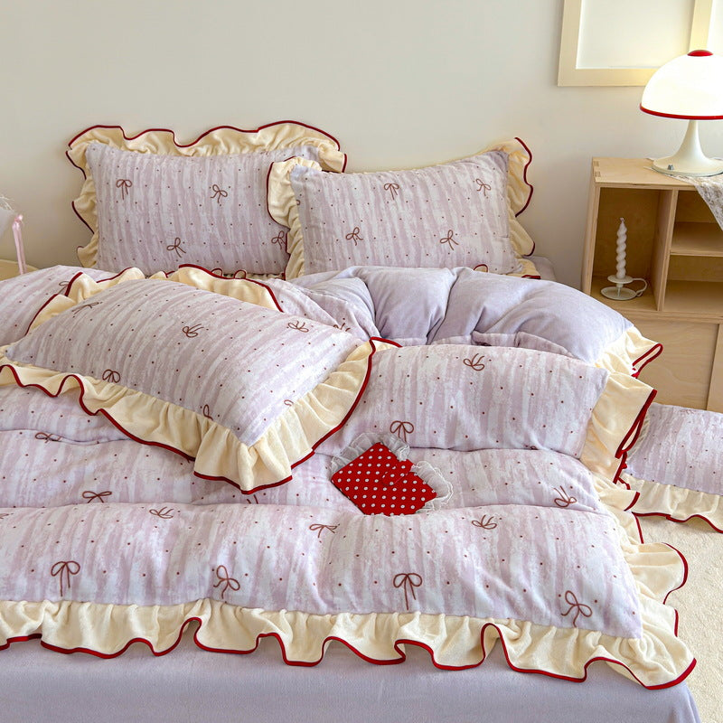 Ruffled Toile Comforter and Shams Set with Contrast Piping