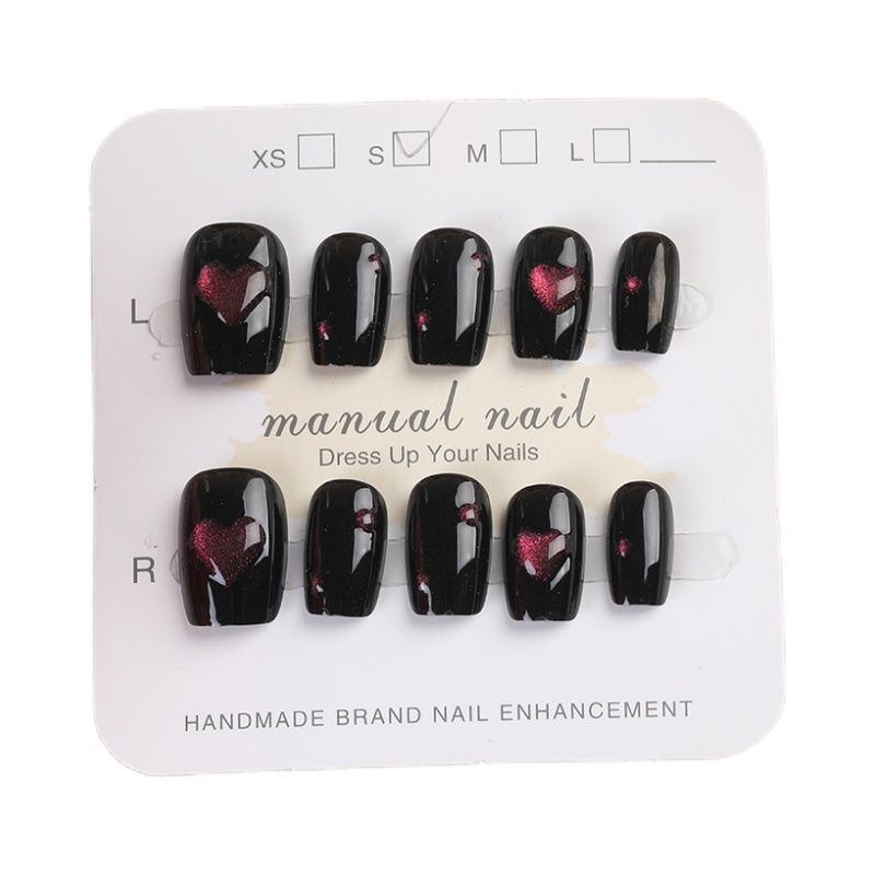 Heart Pattern Press-On Nail Set Stornfield
