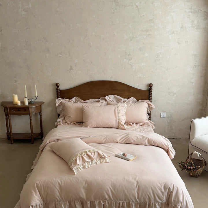 Romantic Ruffled Cotton Sateen Bedding Ensemble with Crochet-Lace Pillow Shams