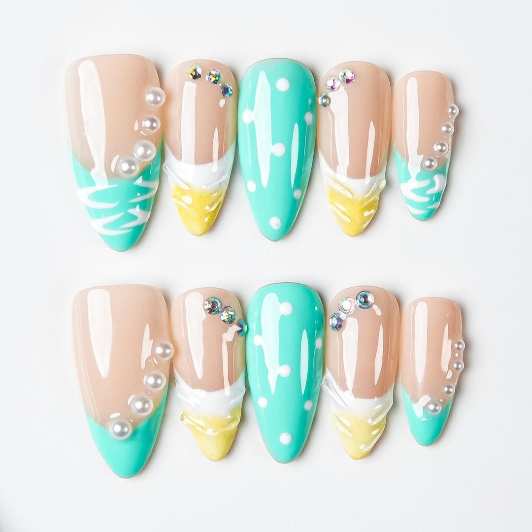 Artistic Ice Cream-Themed Press-On Nail Set