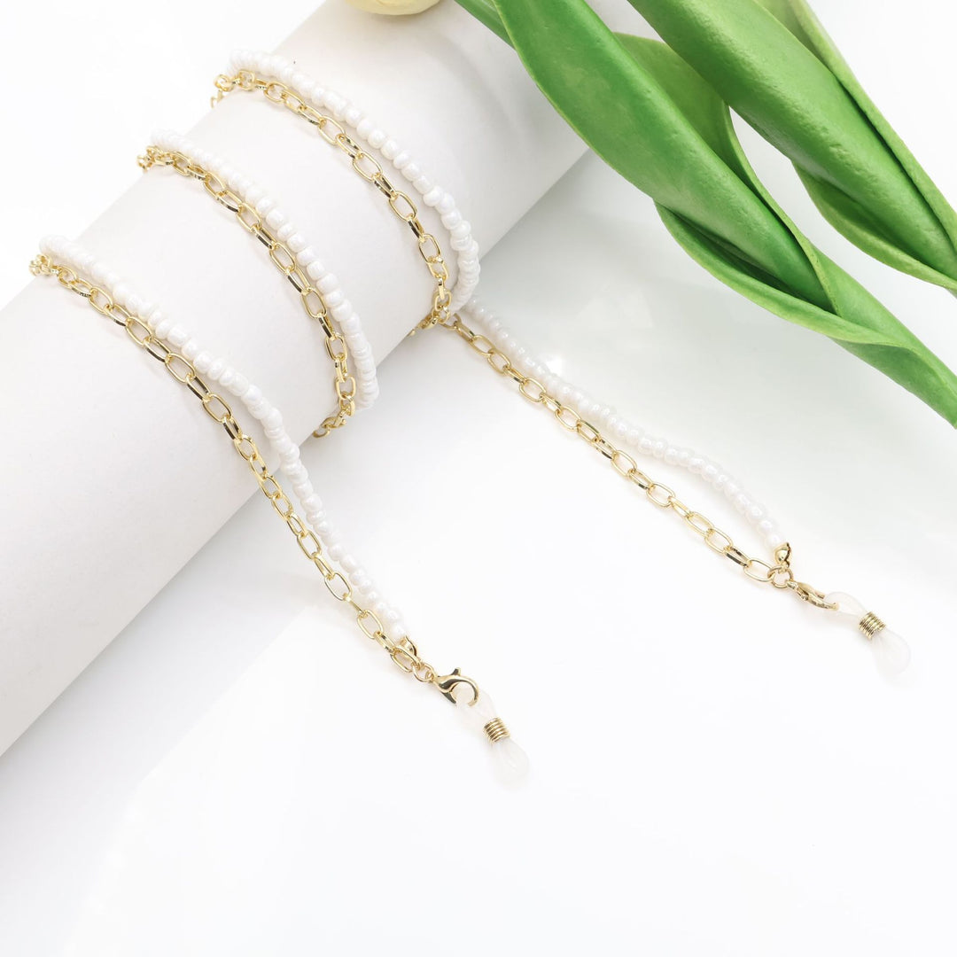 Pearl Accented Eyewear Chain Stornfield