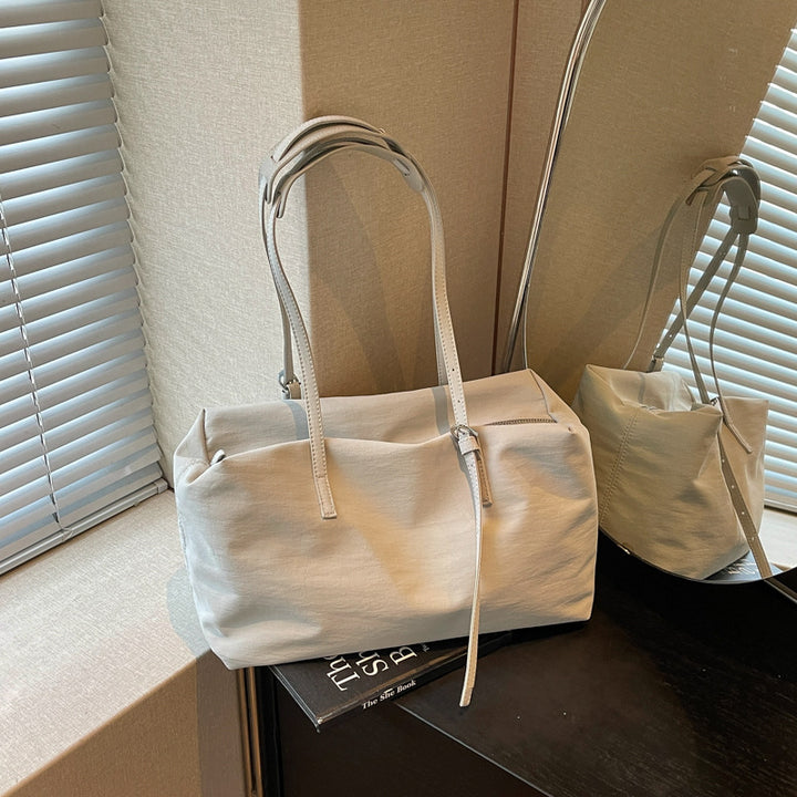 Minimalist Travel Duffel Bag Stornfield