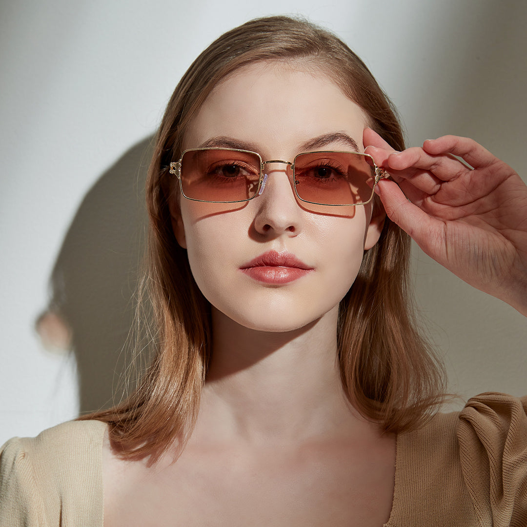 Women's stylish sunglasses with trendy rectangular frame Stornfield