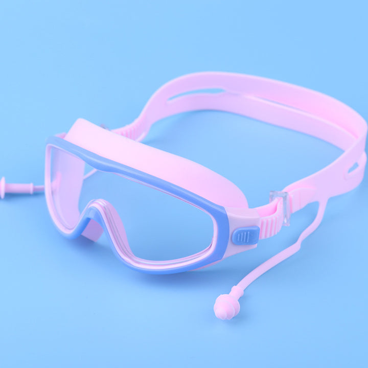 Snorkel mask with comprehensive field of view and comfortable silicone details Stornfield