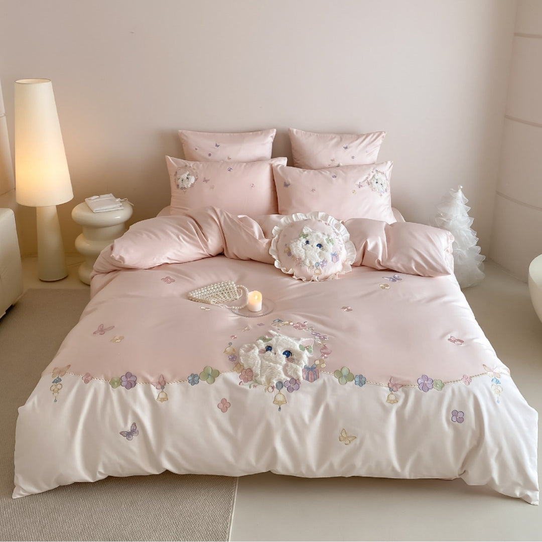 Luxurious Embroidered Satin Duvet Cover Set with 3D Plush Cat Appliqué and Ruffled Accent Pillow