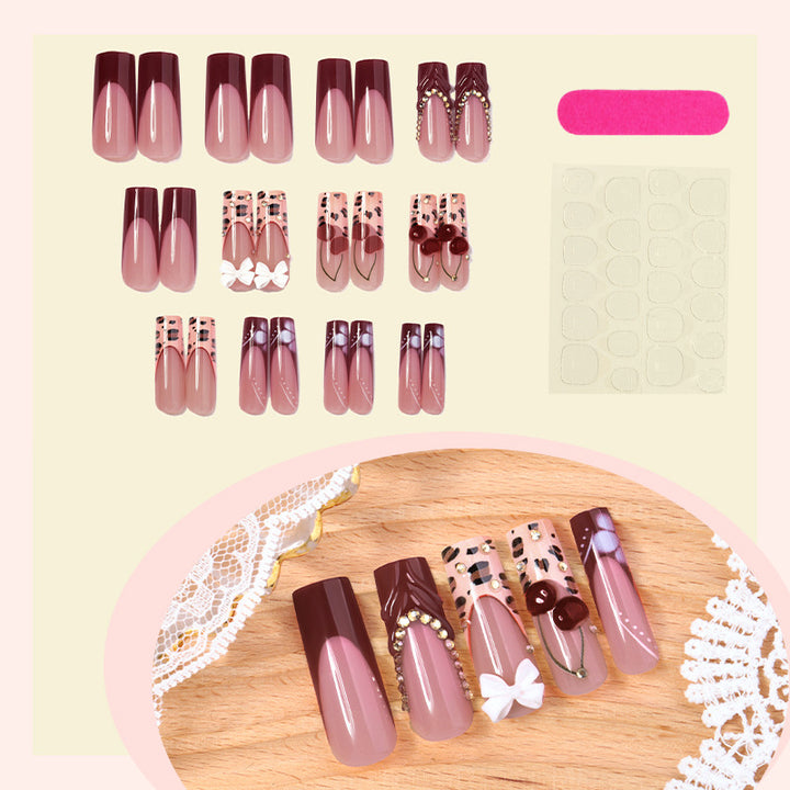 Artistic Press-On Nail Set with Decorative Accents Stornfield