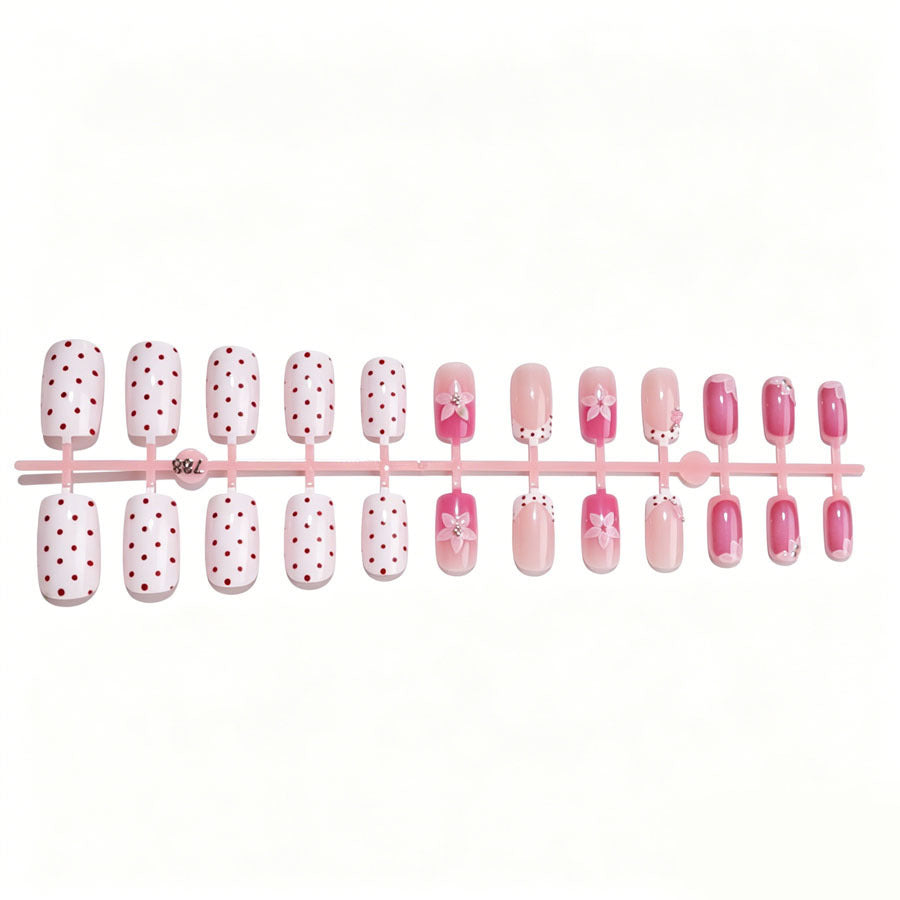 Acrylic nail set with romantic flower design Stornfield