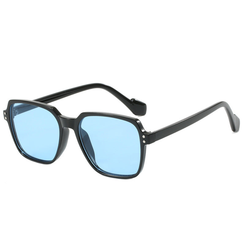 Women's fashion sunglasses with bold, rectangular lenses Stornfield