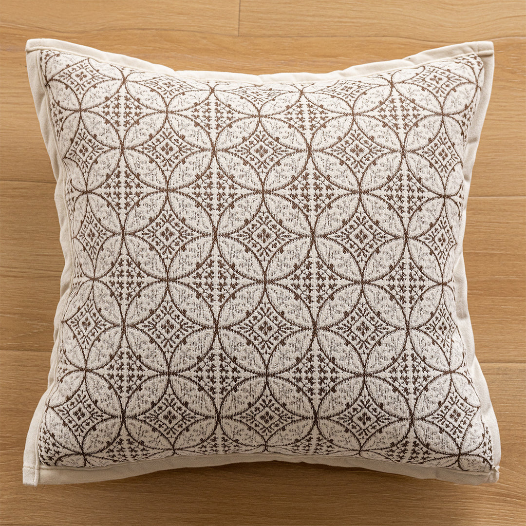 Comfortable and breathable pillow