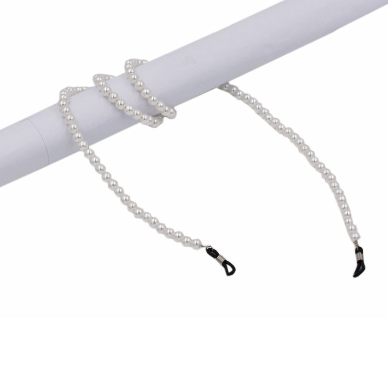 Elegant Pearl Eyewear Chain Stornfield