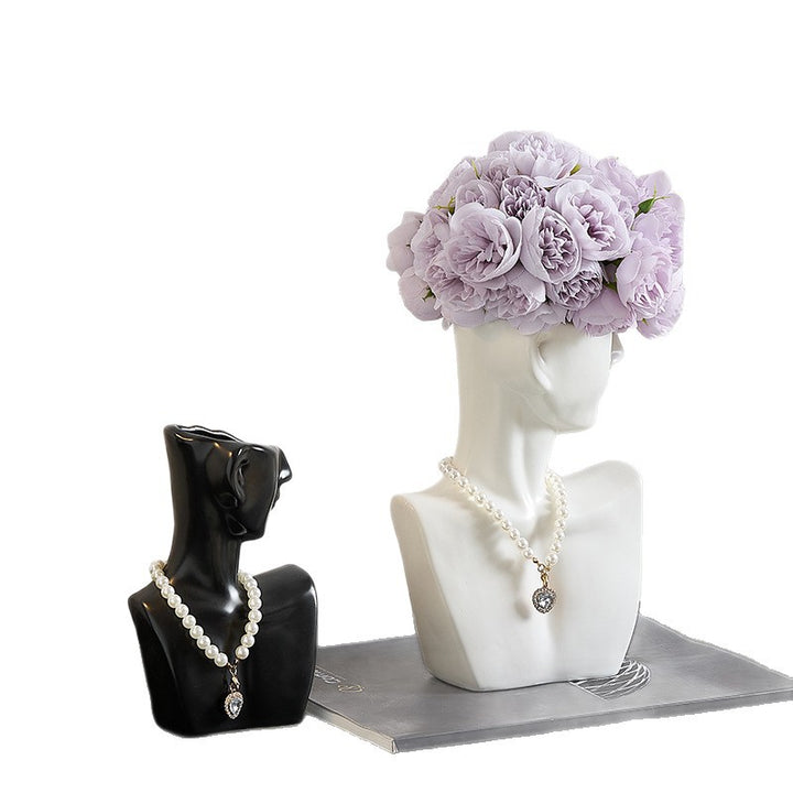 Decorative Sculpture Stornfield