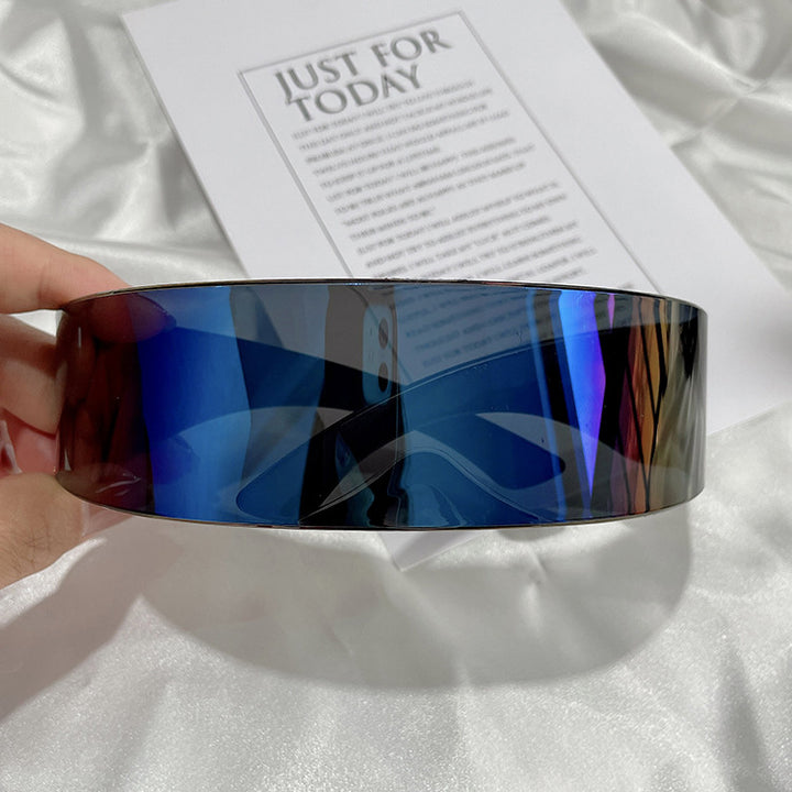 Women futuristic visor-like sunglasses Stornfield