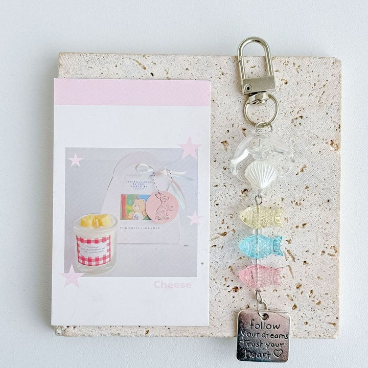 Playful keychain with maritime design Stornfield