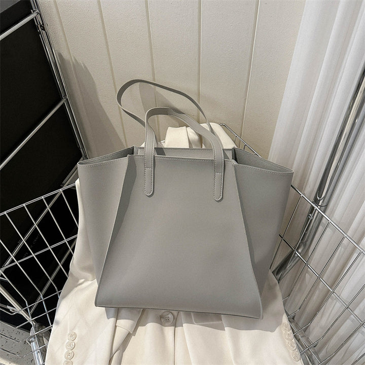 Minimalist Structured Tote