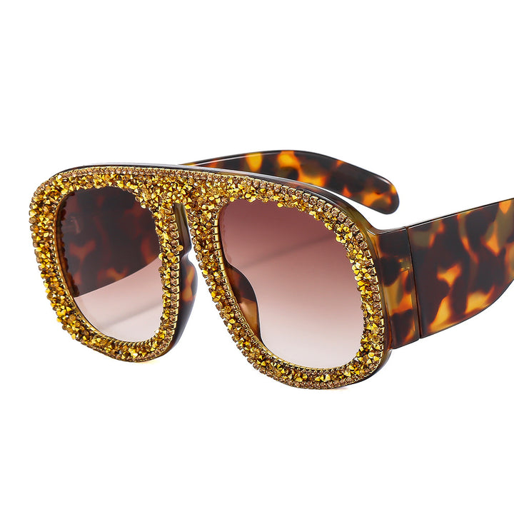 Women's eye-catching sunglasses with crystal embellishment Stornfield