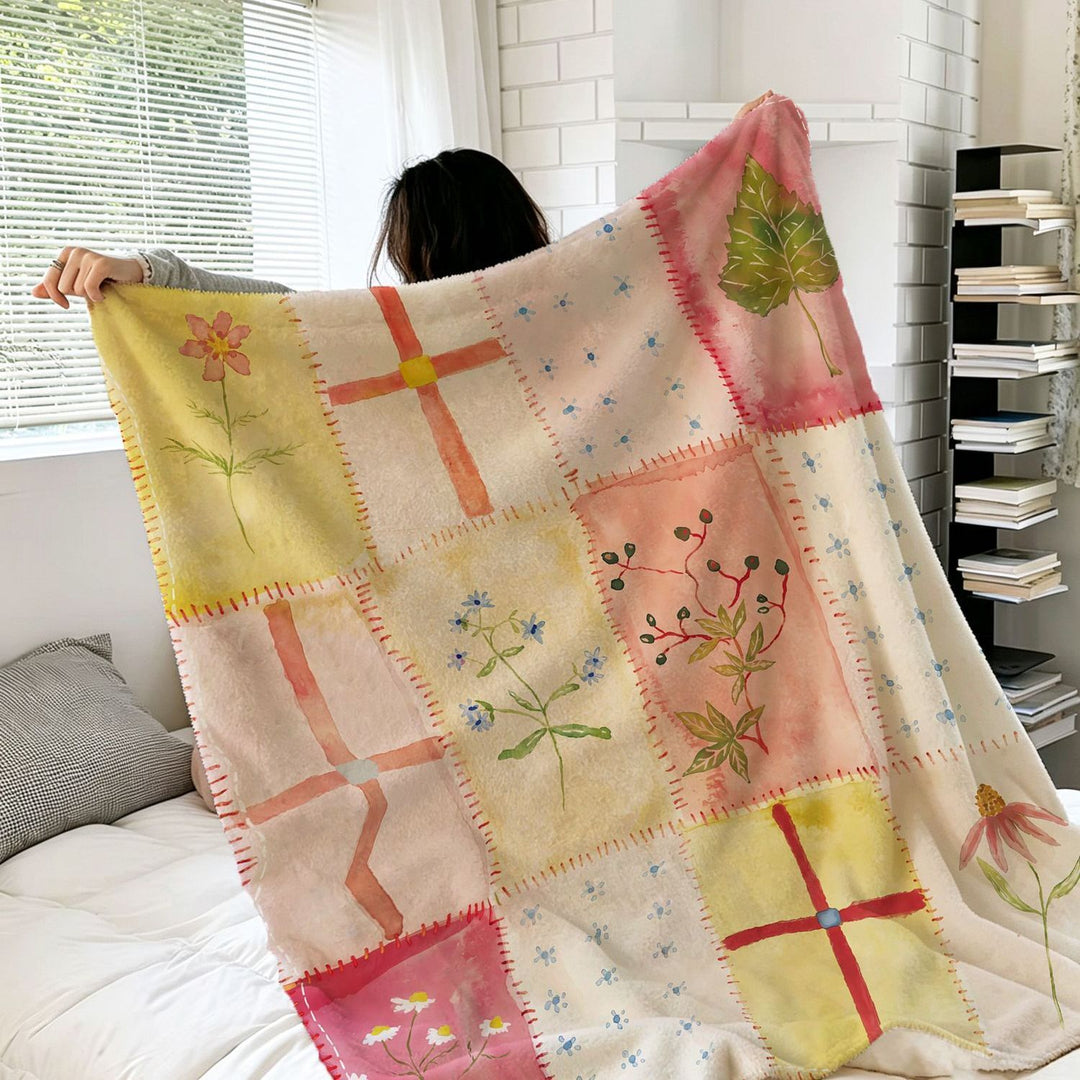 Floral Pattern Plush Throw Blanket