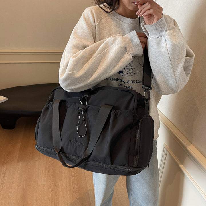 Versatile Lightweight Travel Duffle Stornfield