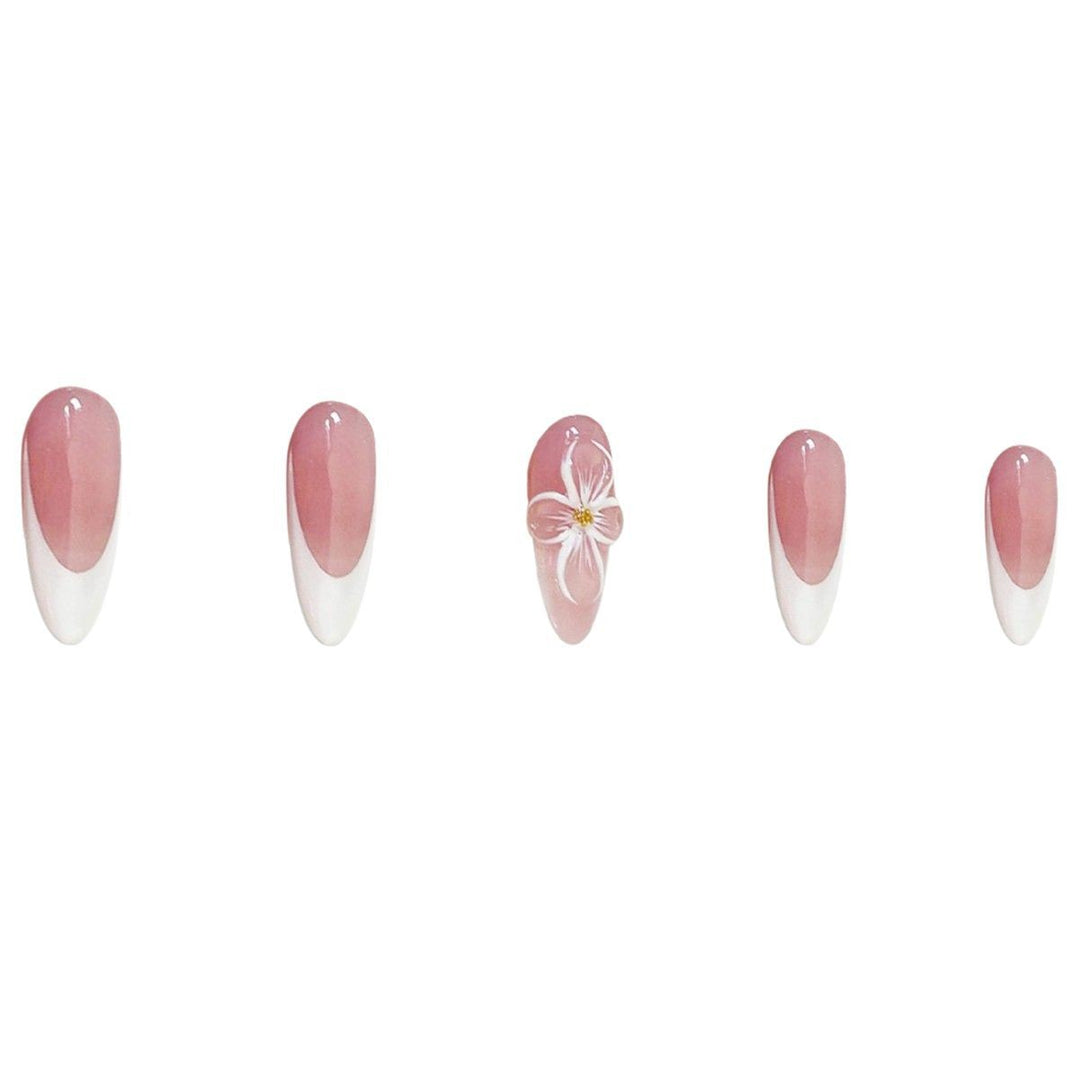 Elegant Artistic Press-On Nail Set Stornfield