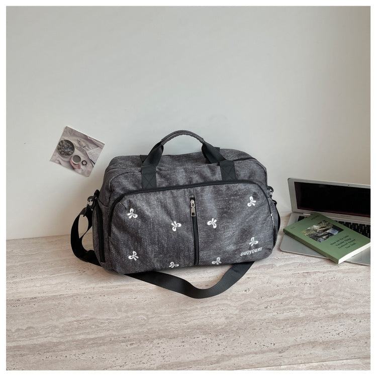 Women's spacious sport and travel bag with elegant details Stornfield