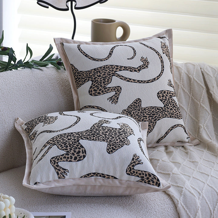Decorative pillow with leopard pattern