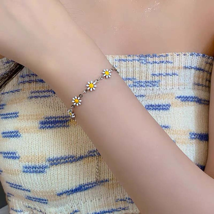 Flower Charm Bracelet Stornfield