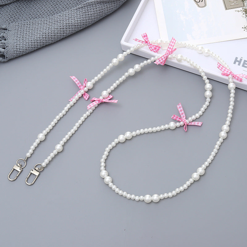 Elegant Beaded Eyewear Chain Stornfield